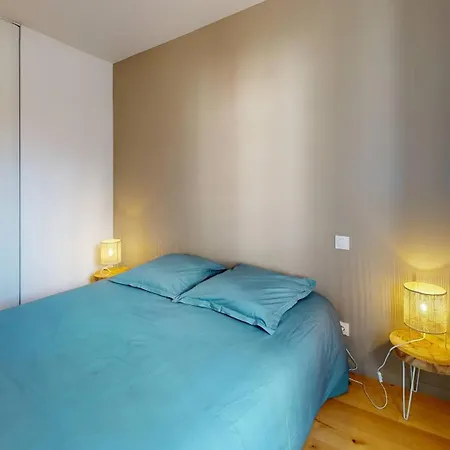 Terrasses Saint Georges: Tranquil Center Retreat Near Marine Apartment